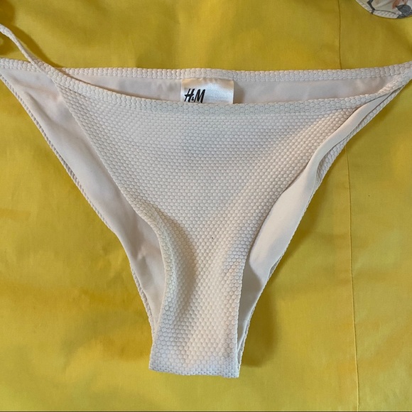 H&M Floral Bikini - Picture 4 of 5